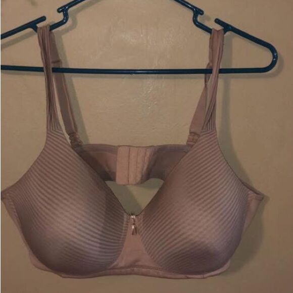 Vanity Fair tan Full Coverage wireless Bra with stripes size 40c - Picture 1 of 2